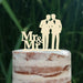 Cake Topper (Männerpaar), Mr & Mr, Hochzeit, Verlobung, Trauung, Acryl/Holz, Tortenstecker, Tortenfigur, Tortendeko, Hochzeitstorte, Mann und Mann, Herren, Gay, Schwul, Tortenständer (Beere)